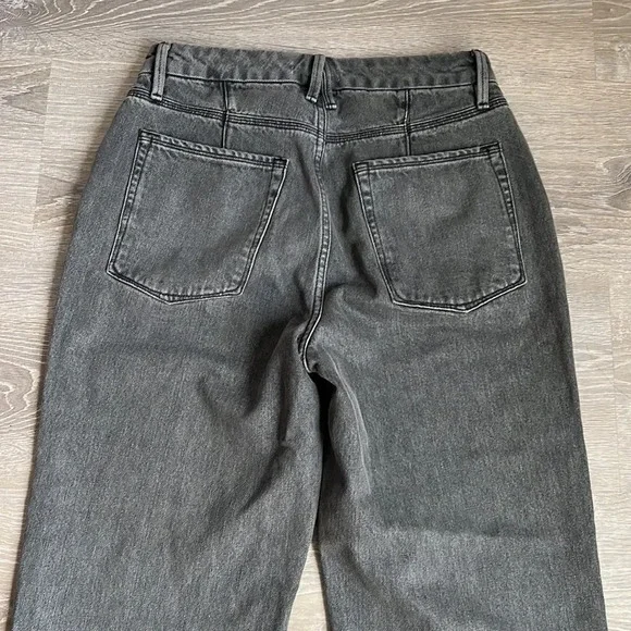 GOOD AMERICAN 90s Loose Baggy Straight Leg Jeans In Faded Black - Picture 11 of 13